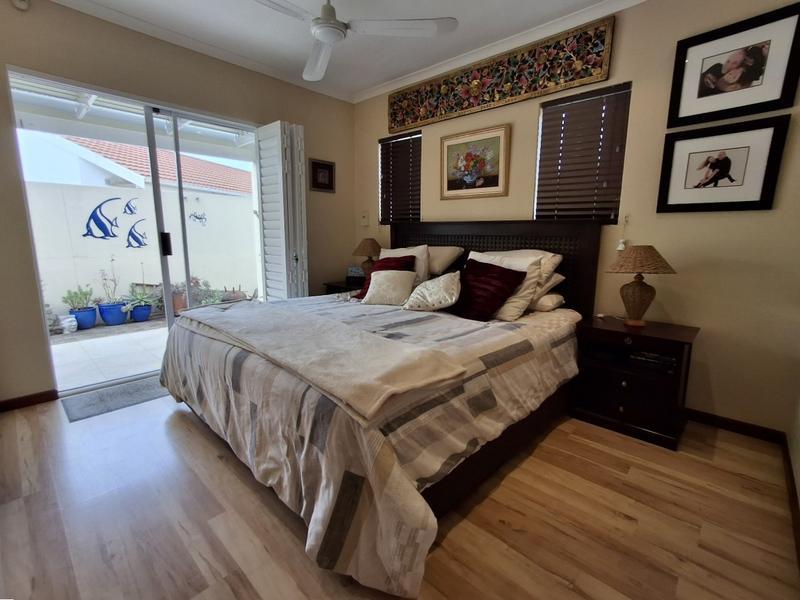 3 Bedroom Property for Sale in Hannasbaai Western Cape